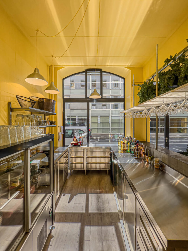 Preparation area design in a low-budget restaurant.