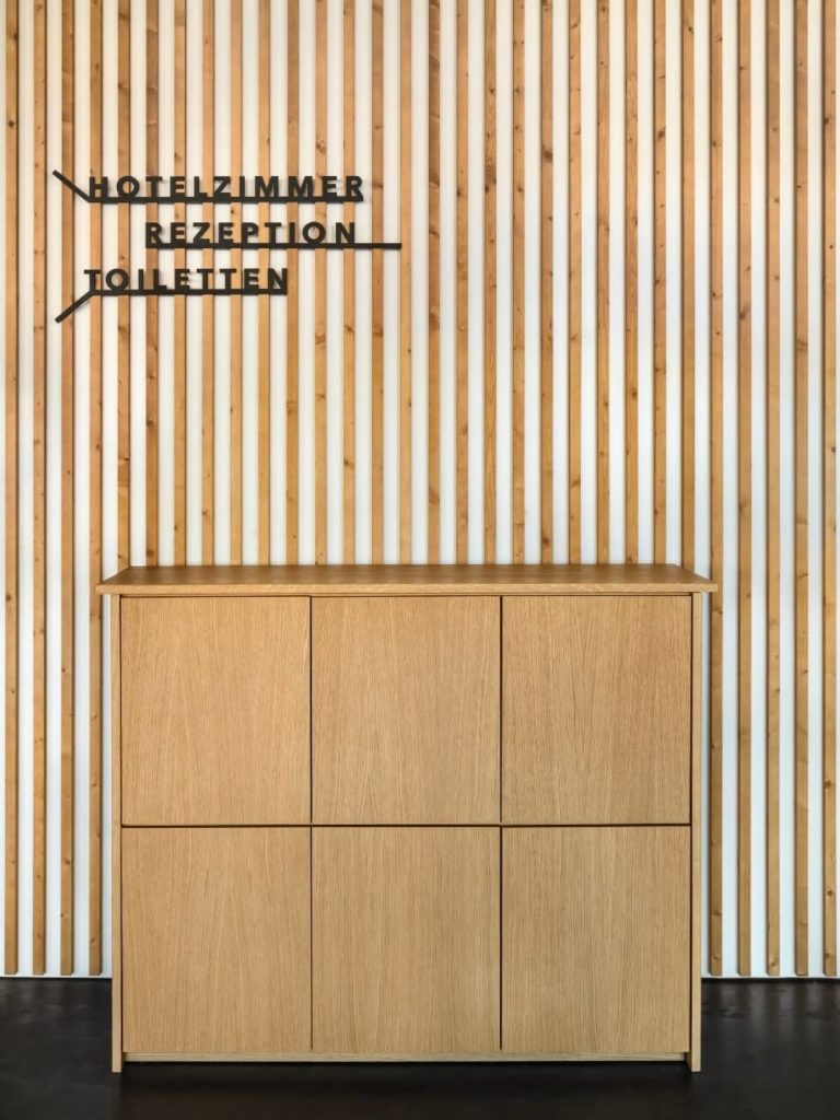 hoxar hospitalty architecture lobby design guest experience e1698154256467