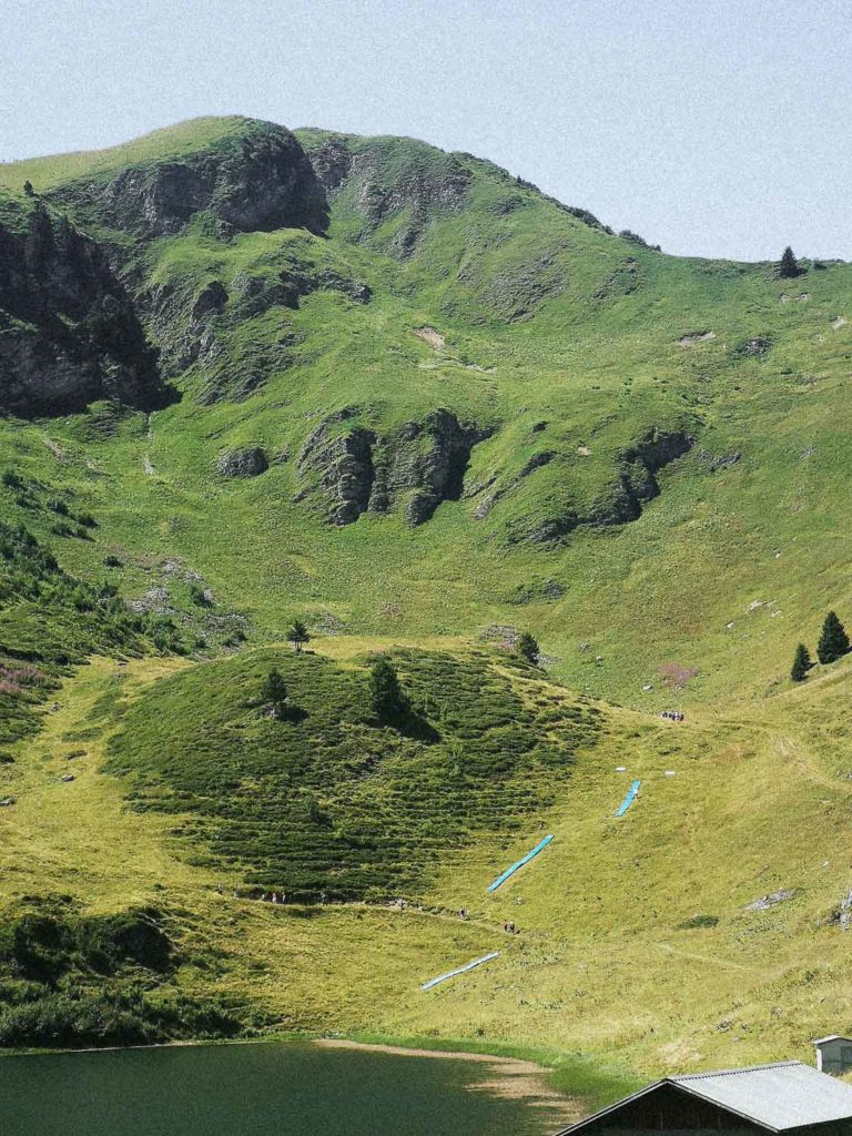 Scenic mountain backdrop at EASA Villard Workshop fashion show.