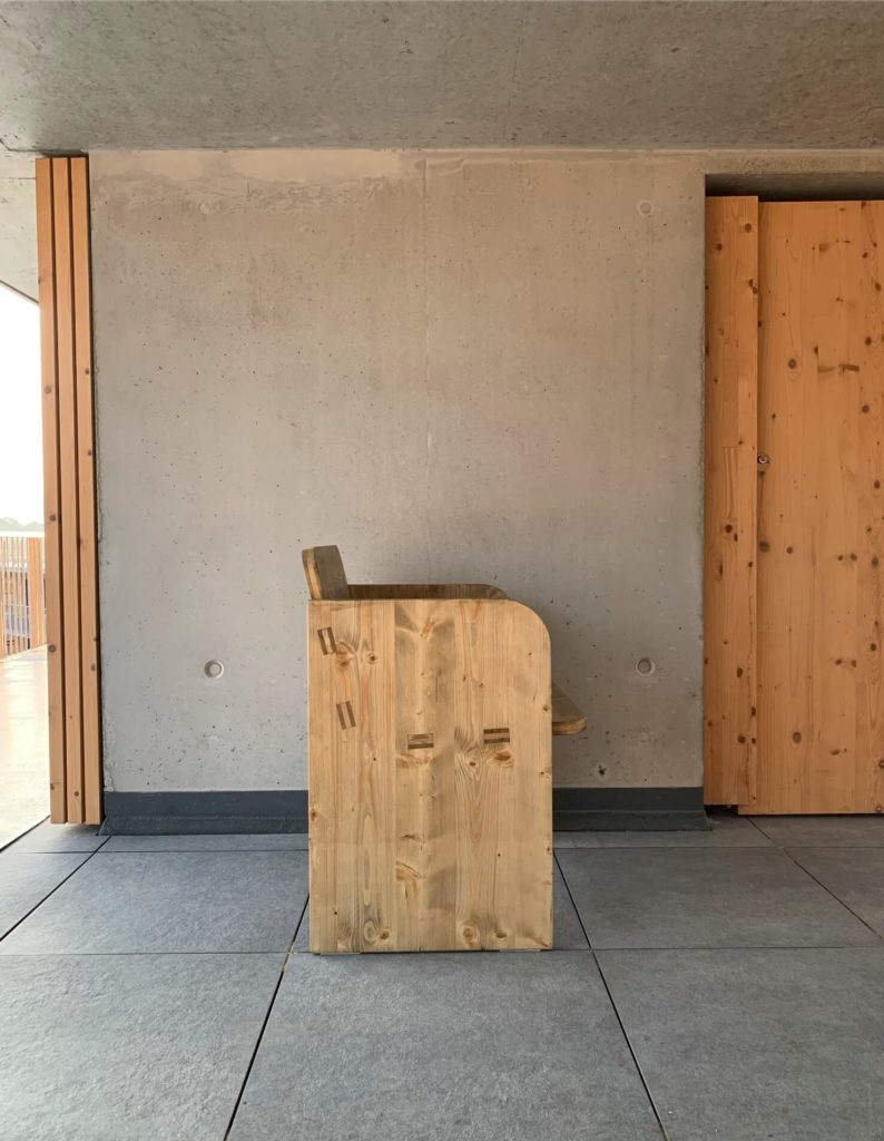 Pine Wood Accents in Bar Perchoir Lausanne Design