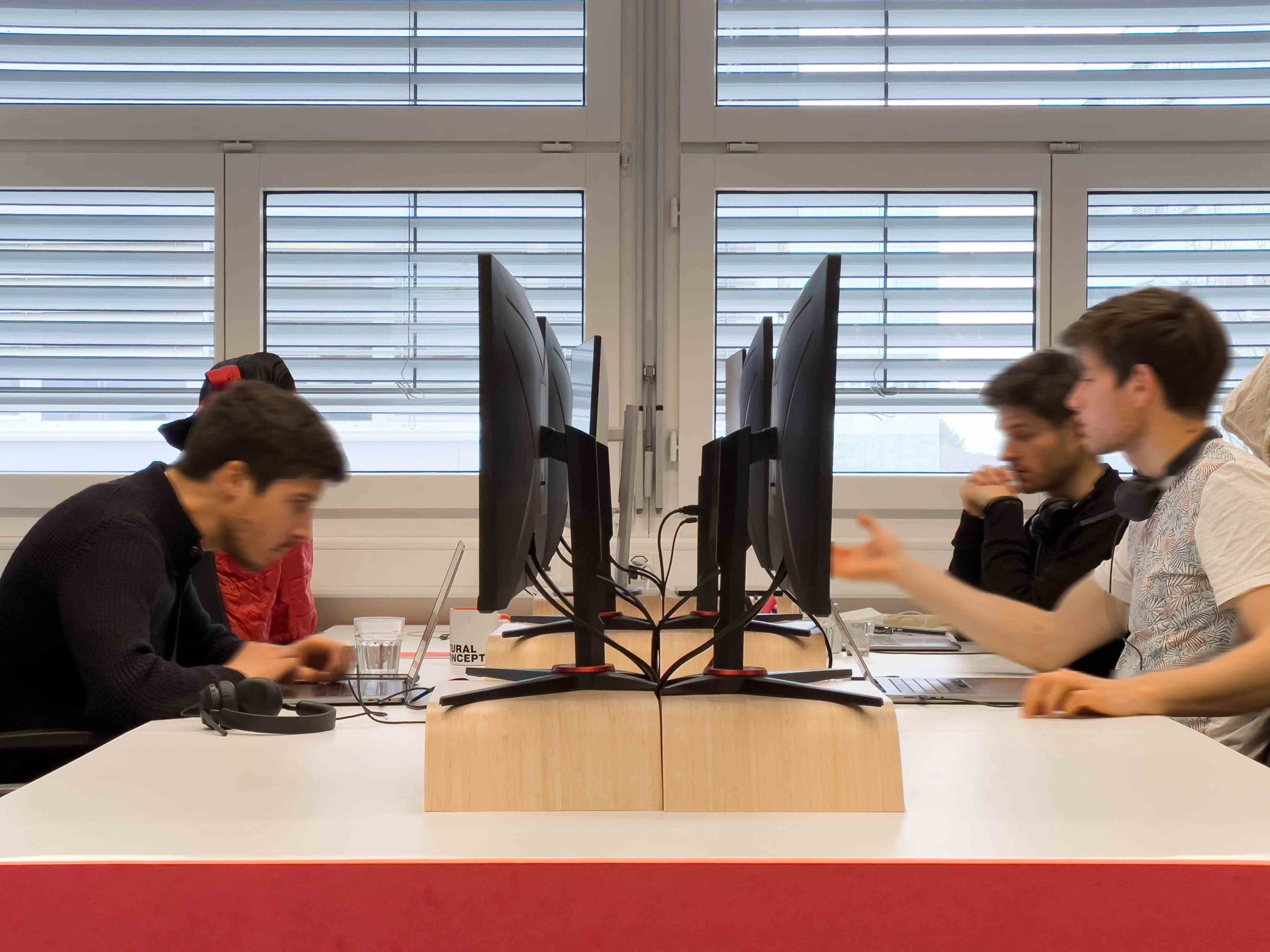 hoxar studio office interrior palivalent spaces scaled