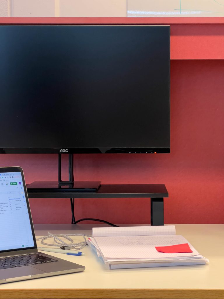 hoxar studio office interrior transformation startup adaptable layout